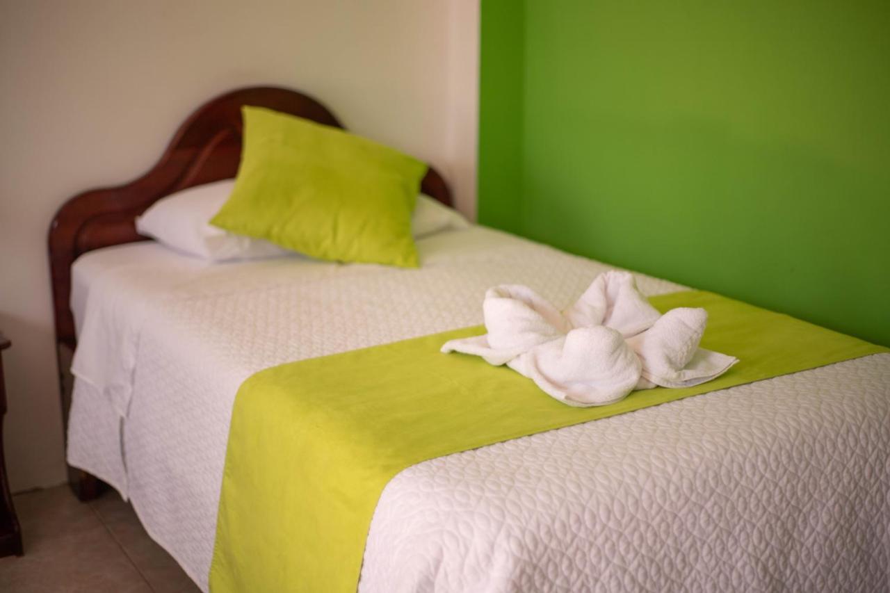 Hostal Gladismar Пуэрто-Вильямиль Экстерьер фото